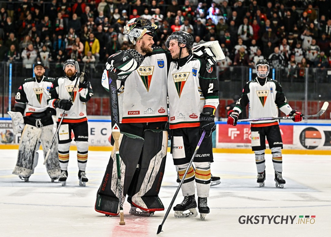 ” Specjalny gość, doping kibiców i potrójne urodziny”- Kulisy meczu z JKH GKS Jastrzębie